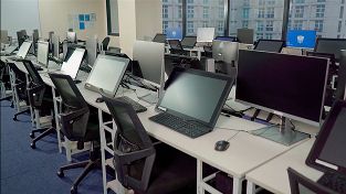 Wacom Cintiq Lab photo 1